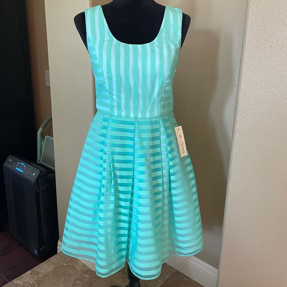 Women dress